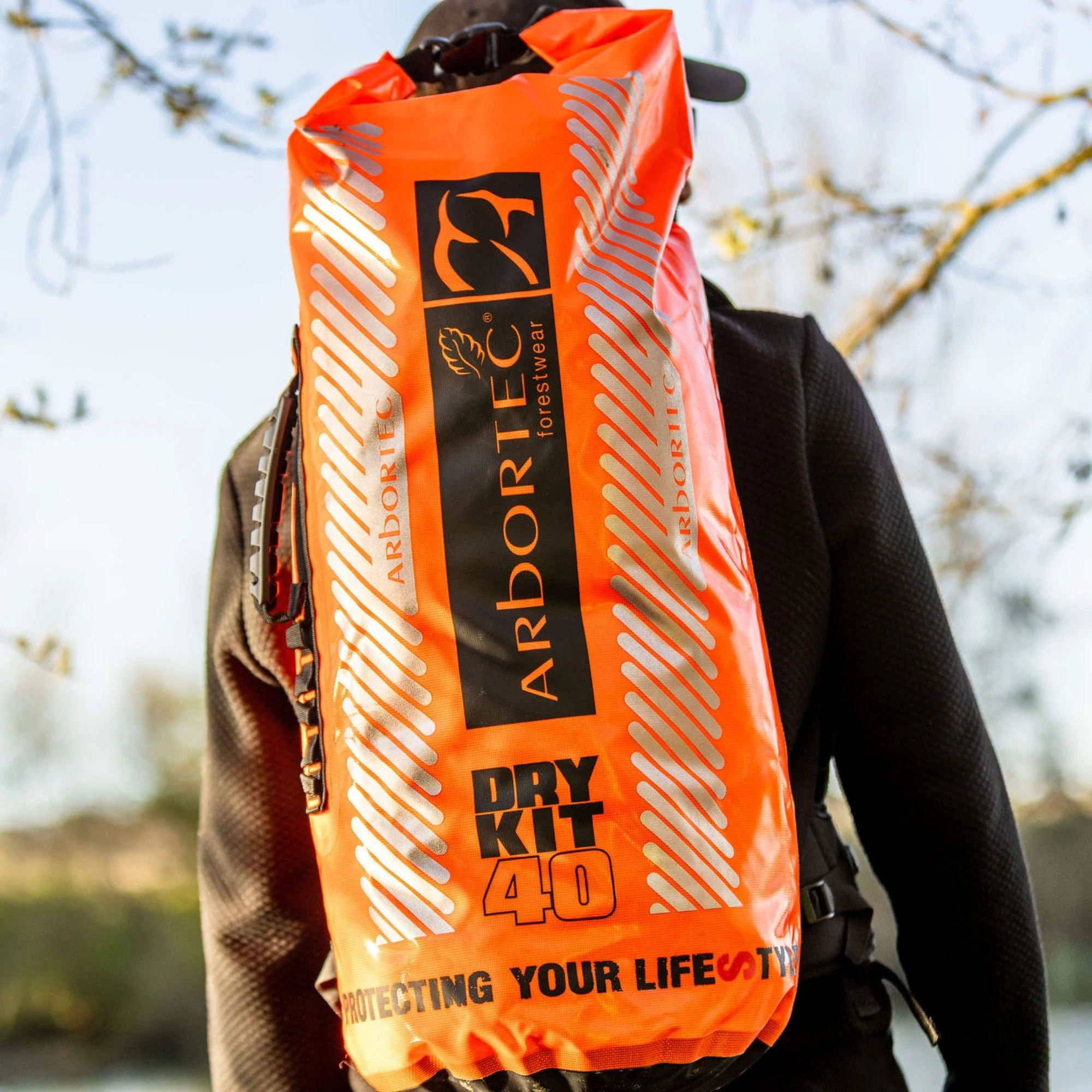 AT102 DryKit Viper - Waterproof Dry Bag Hi Vis Orange 40L - Image 5