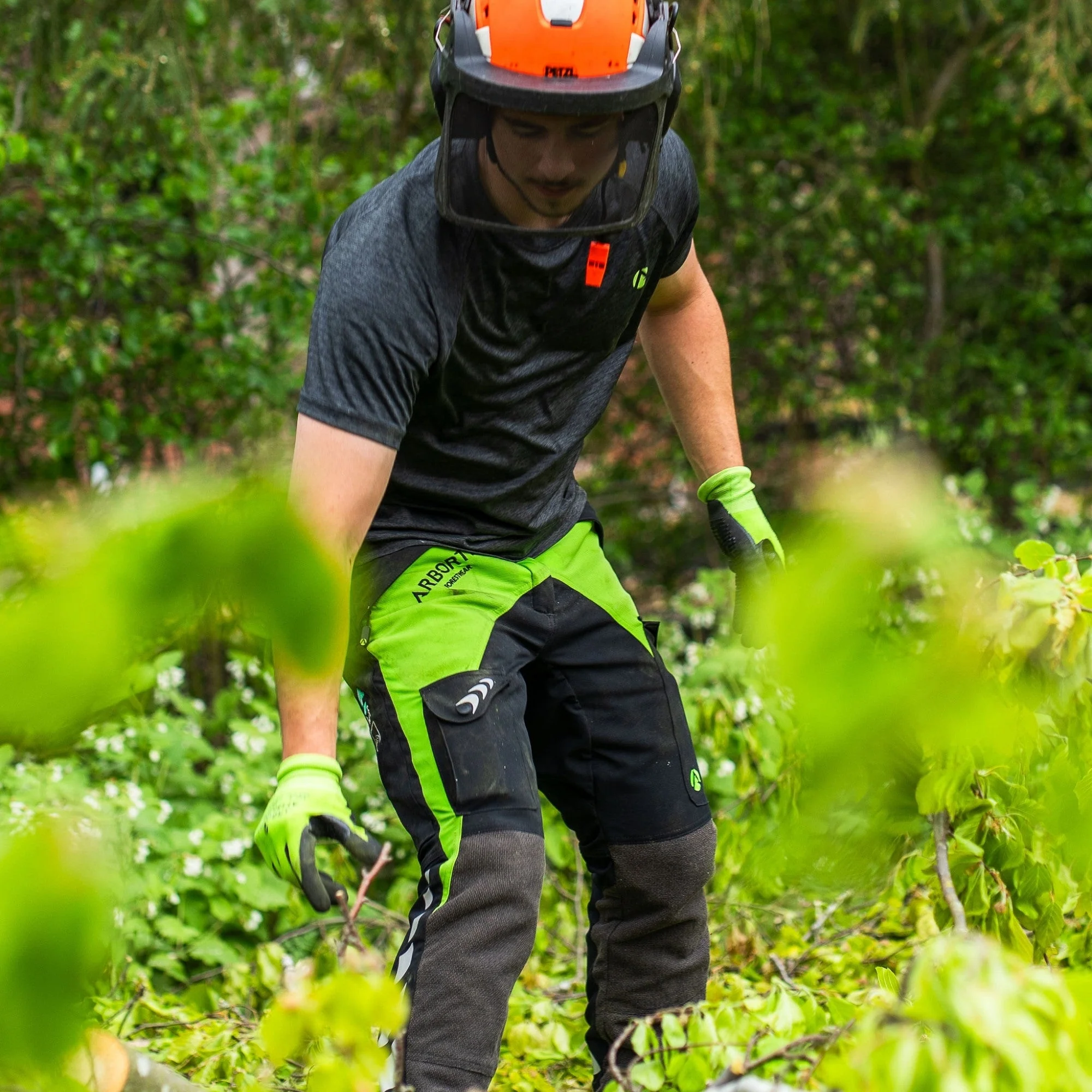 AT4015 Breatheflex Chainsaw Trousers Design A Plus Class 1 - Lime - Image 14
