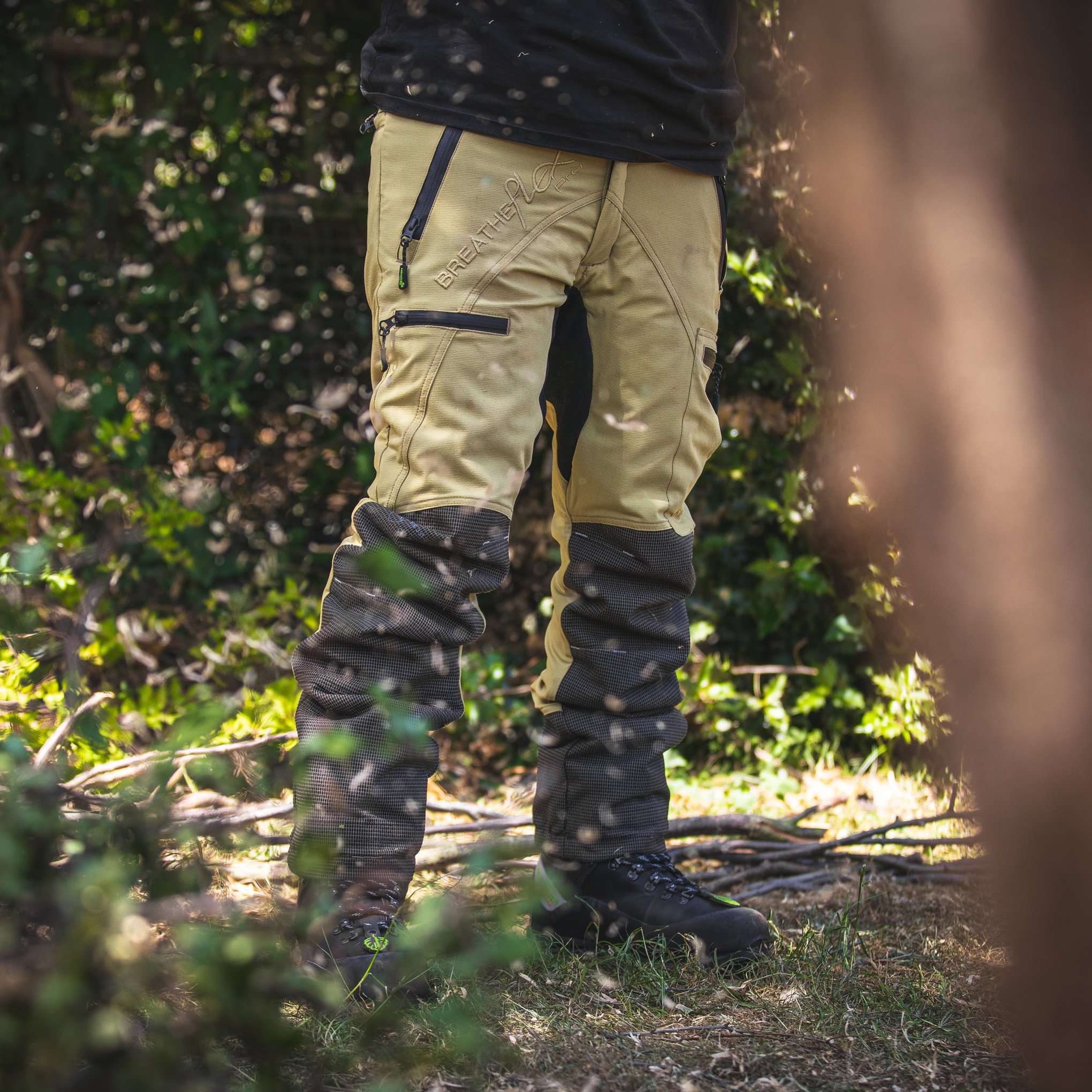 AT4060(US) Breatheflex Pro Chainsaw Pants UL Rated  - Beige - Image 8