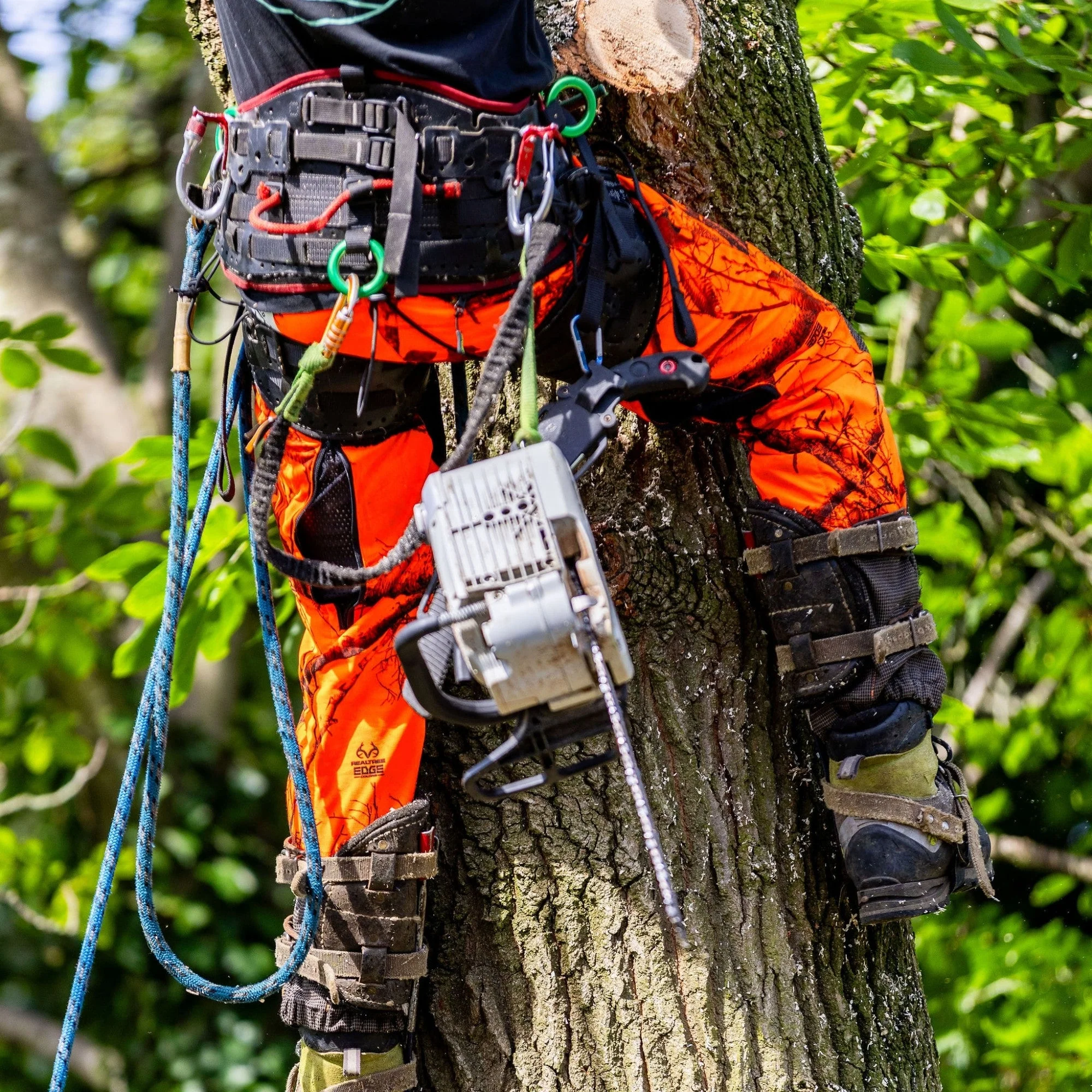 AT4060(US)- Breatheflex Pro Realtree Chainsaw Pants UL Rated - Orange - Image 10