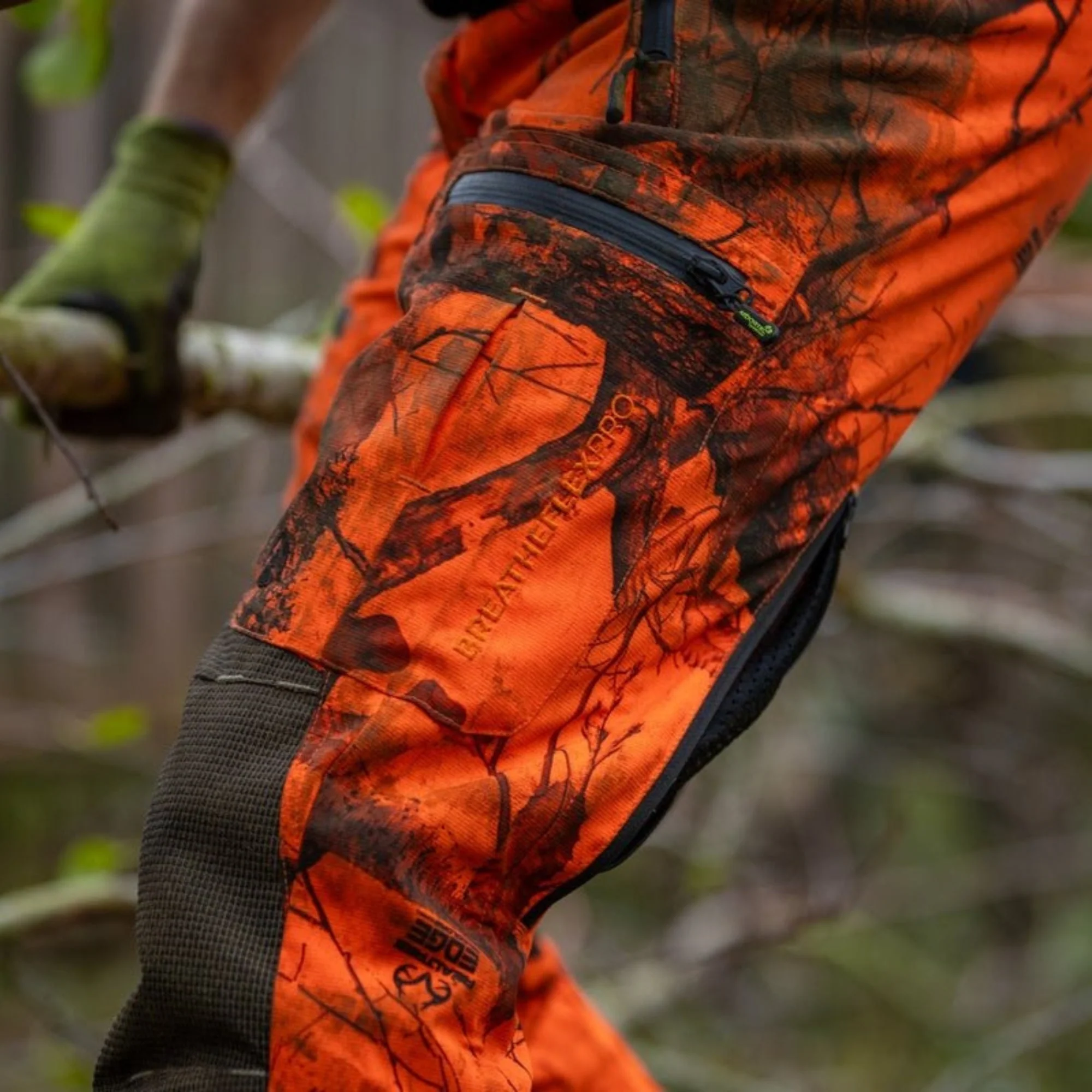 AT4060(US)- Breatheflex Pro Realtree Chainsaw Pants UL Rated - Orange - Image 5