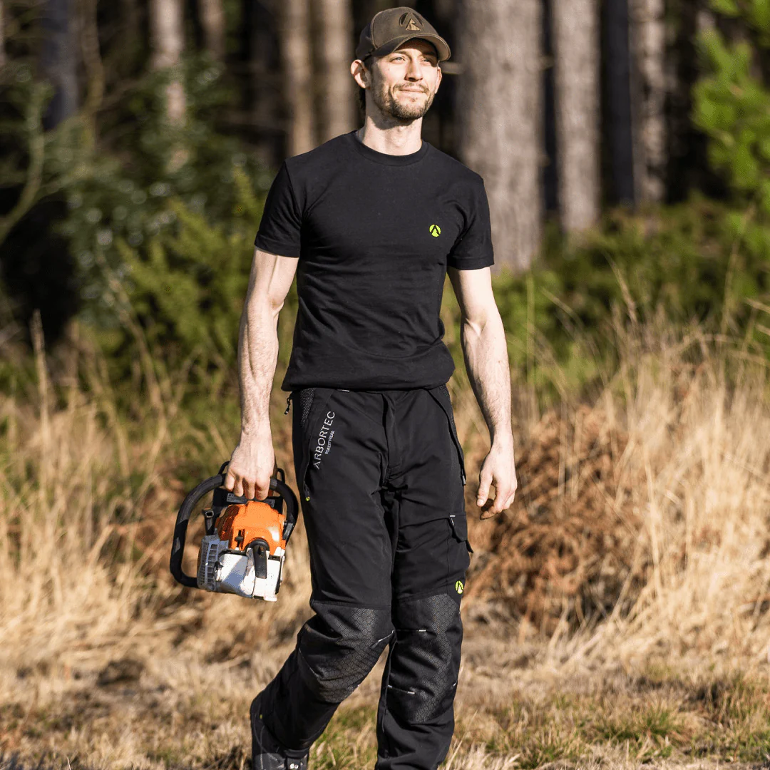 AT4062(US) Arbortec Vented Chainsaw Pants UL Rated - Black - Image 15