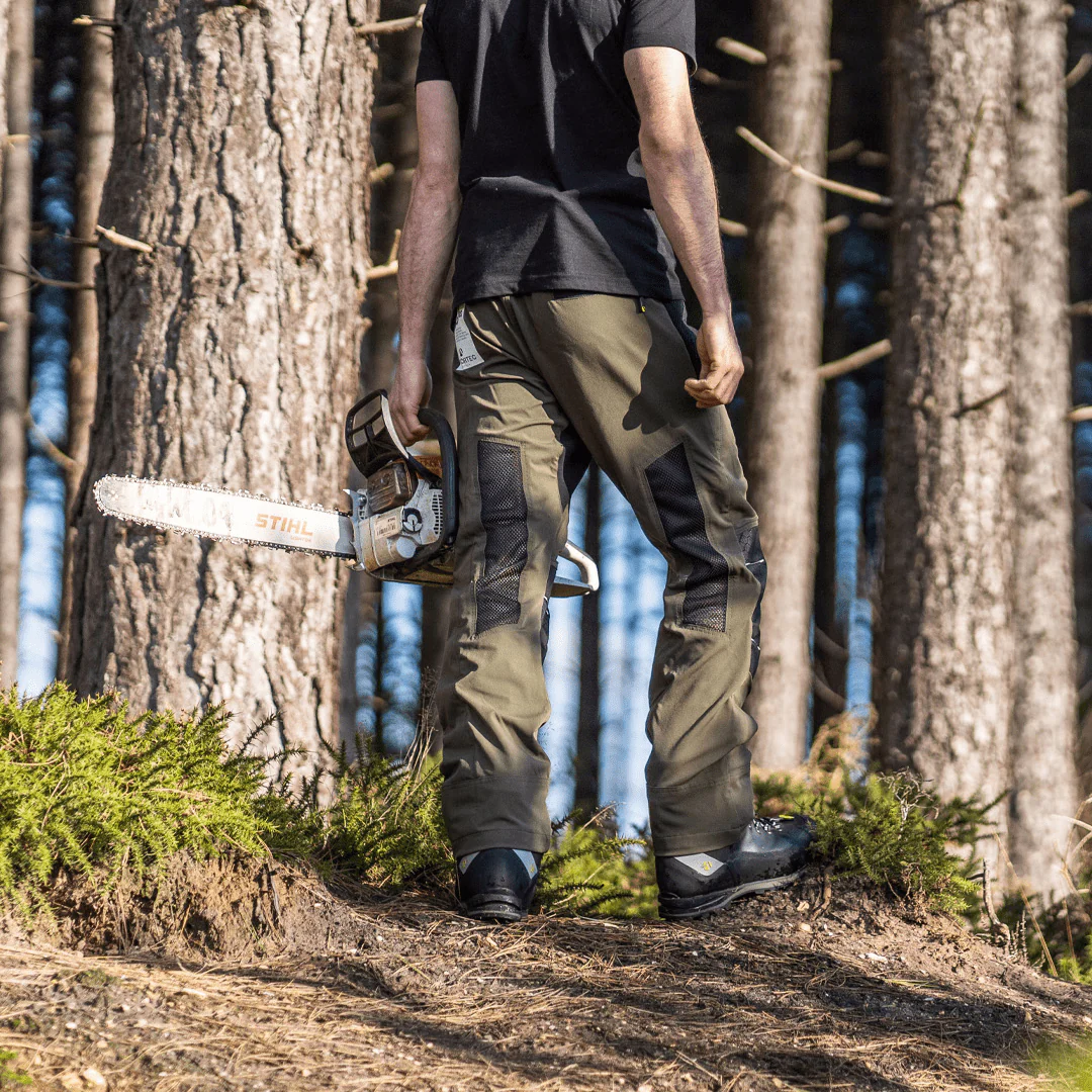 AT4062(US) Arbortec Vented Chainsaw Pants UL Rated - Olive - Image 14
