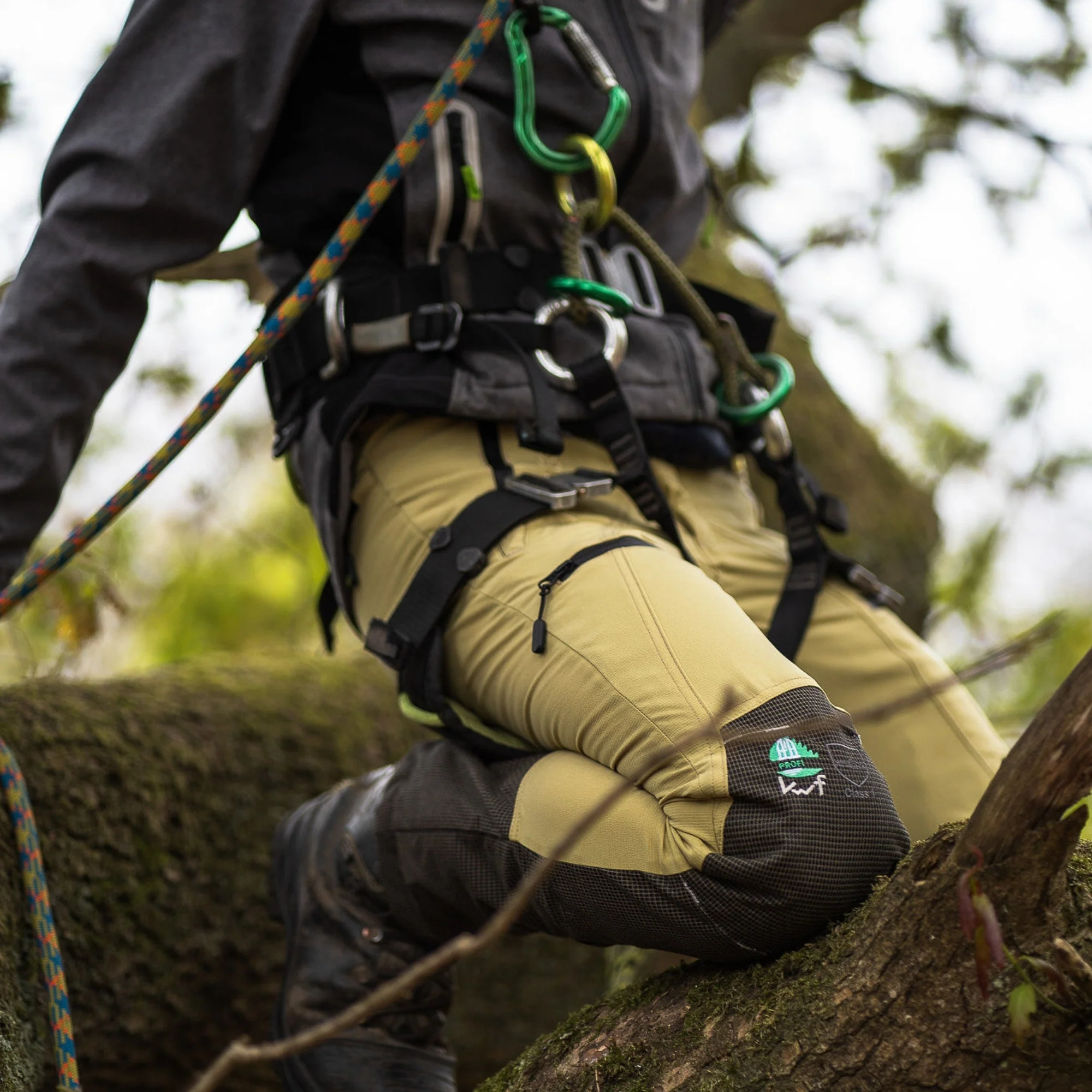 AT4060 Breatheflex Pro Chainsaw Trousers Design A Class 1 - Beige - Image 10