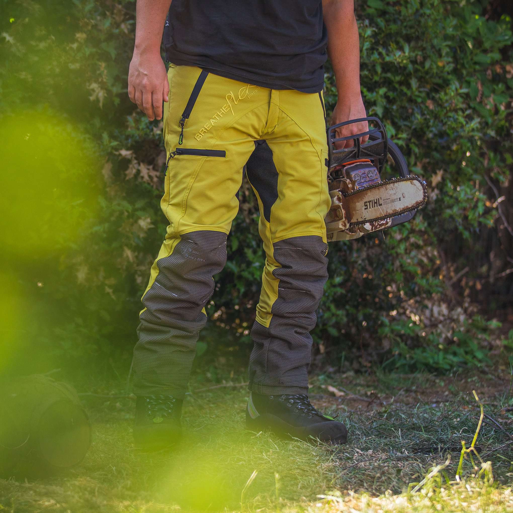 AT4070 Breatheflex Pro Chainsaw Trousers Design C Class 1 - Citrine - Image 10