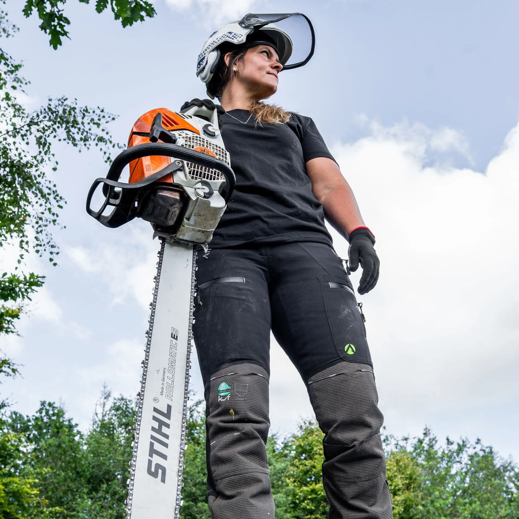AT4060(F) Breatheflex Pro Women's Chainsaw Trousers Class 1 / Design A - Black - Image 10