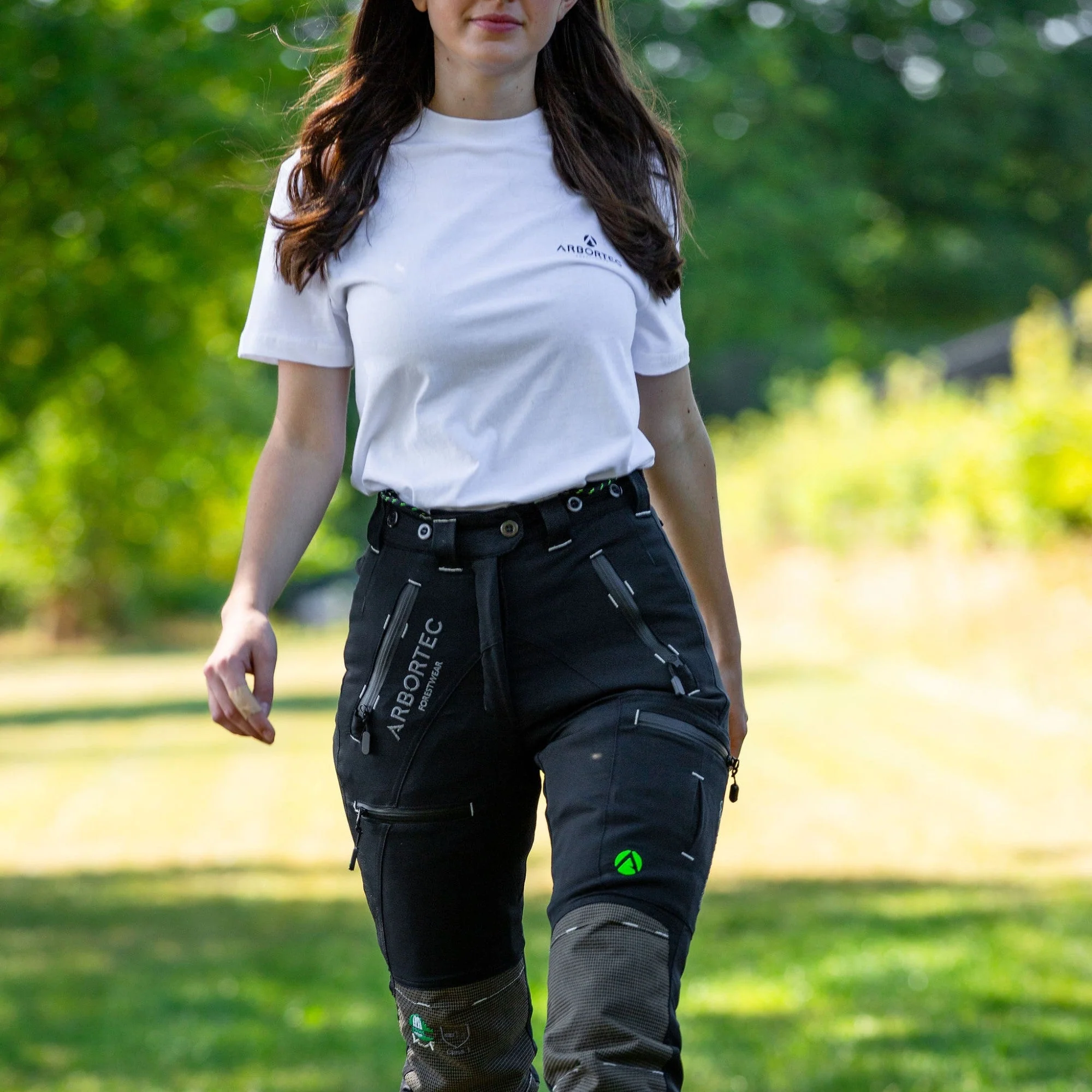 AT4060(F) Breatheflex Pro Women's Chainsaw Trousers Class 1 / Design A - Black - Image 16