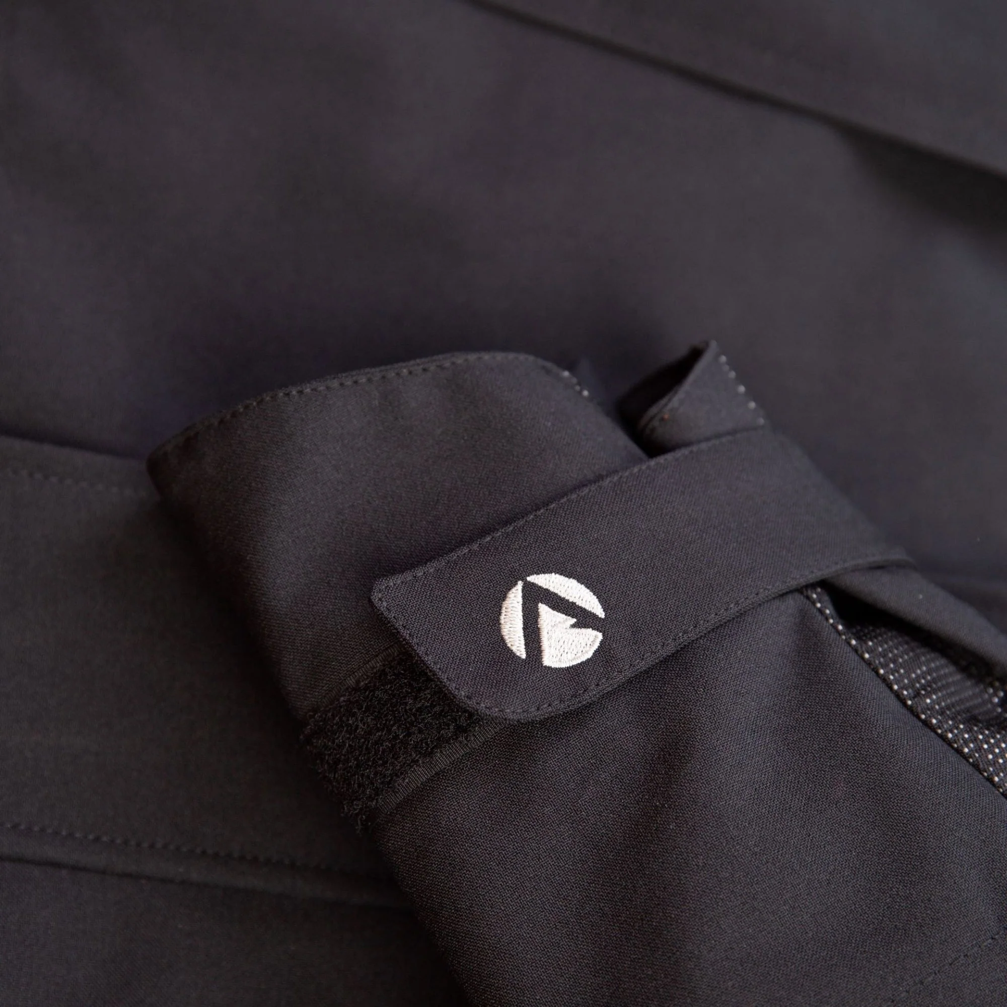 AT4480 - Heavy Duty Full Zip Waterproof Jacket - Black - Image 6