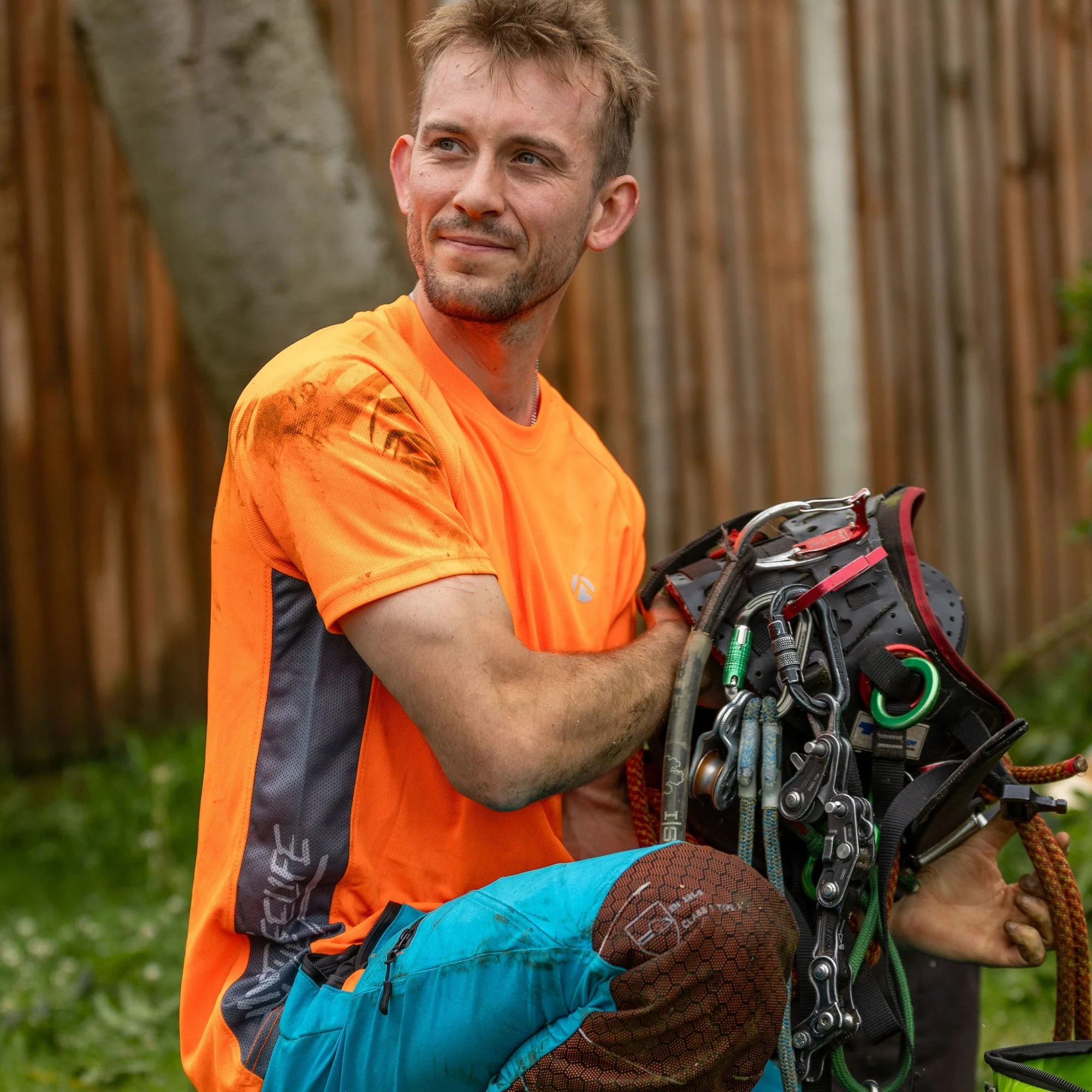 AT5002 Performance T-Shirt Short Sleeve - Hi-Vis Orange - Image 10