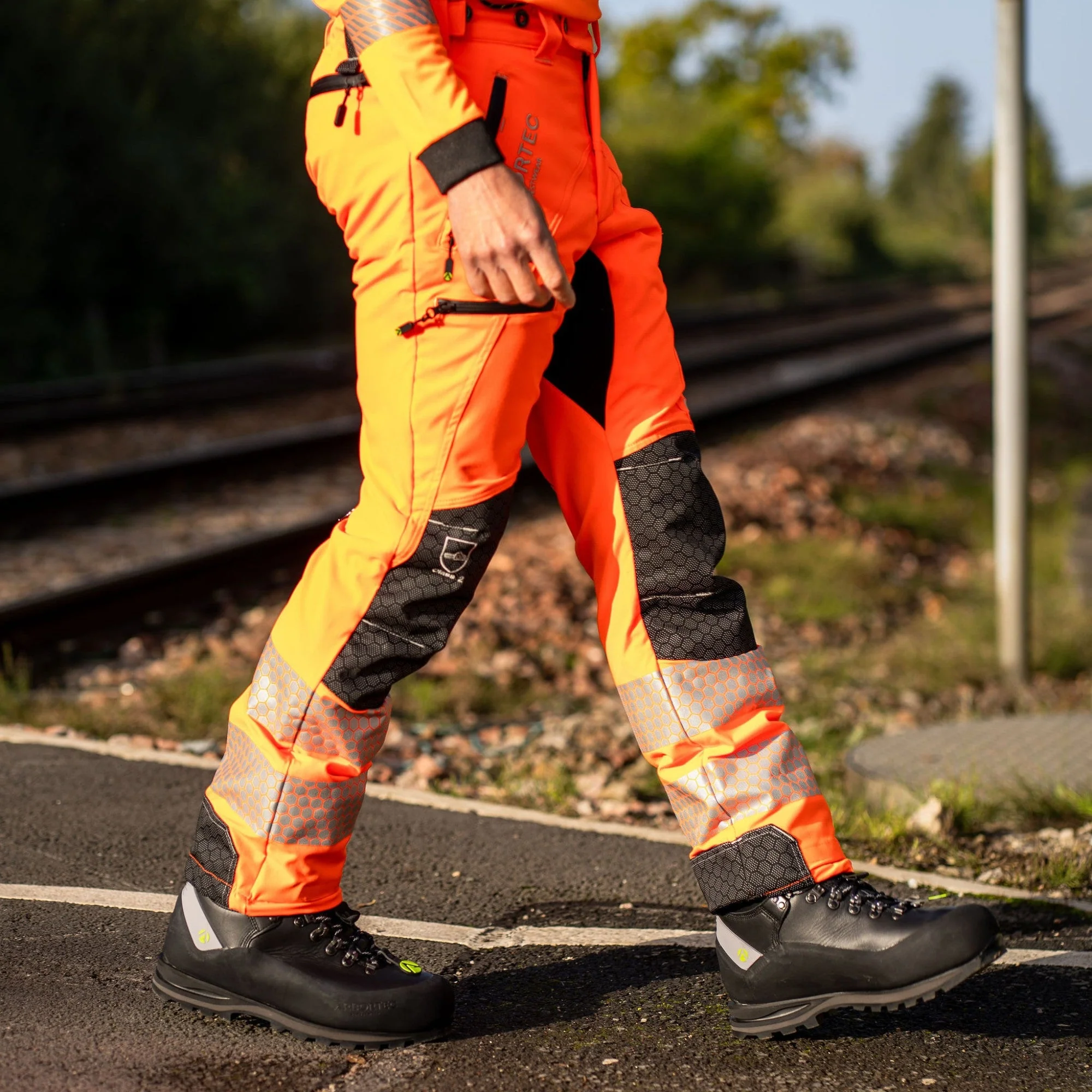 ATHV4065 Breatheflex Pro Rail Spec Trousers Design A Class 2 - Hi-Vis Orange - Image 6