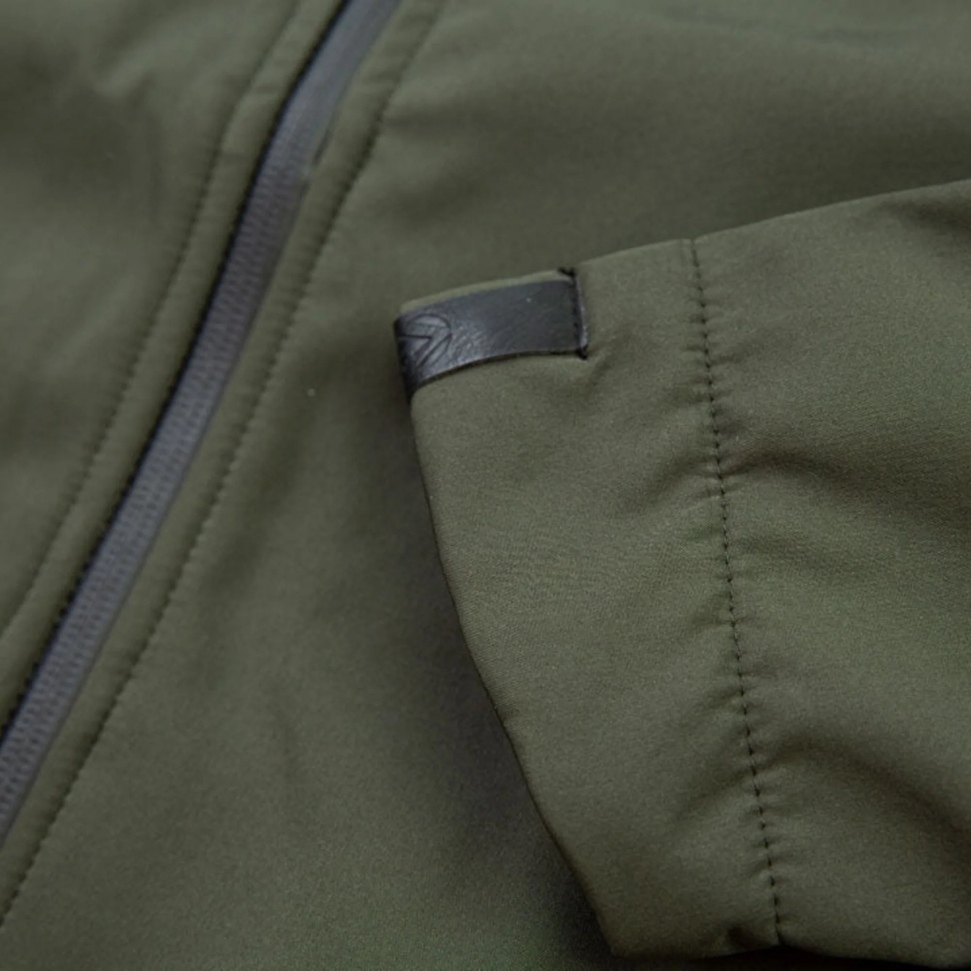 Caiman BreatheDry Softshell Olive - Image 4