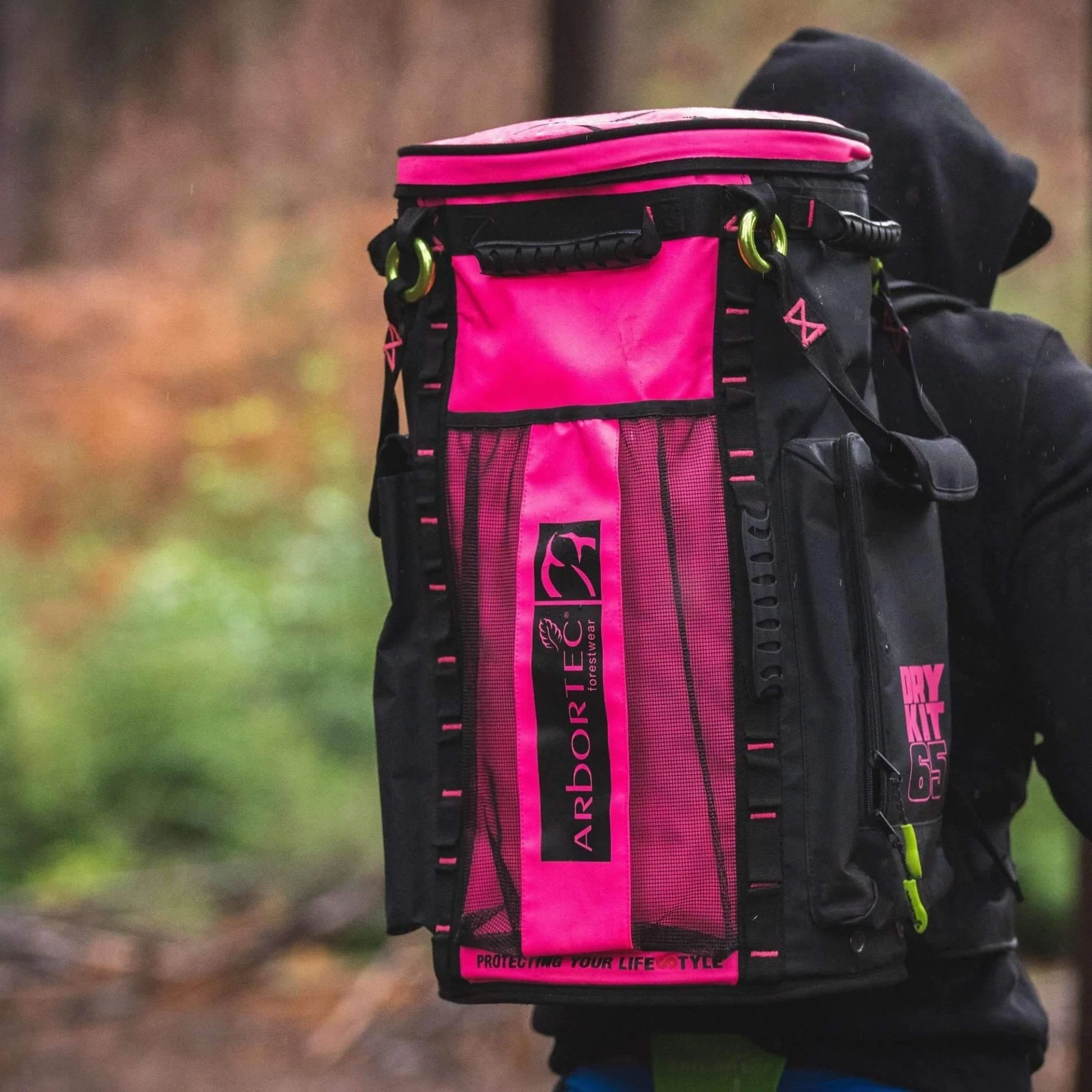 AT107-65 Cobra DryKit Rope Bag Pink - 65 Litre - Image 6