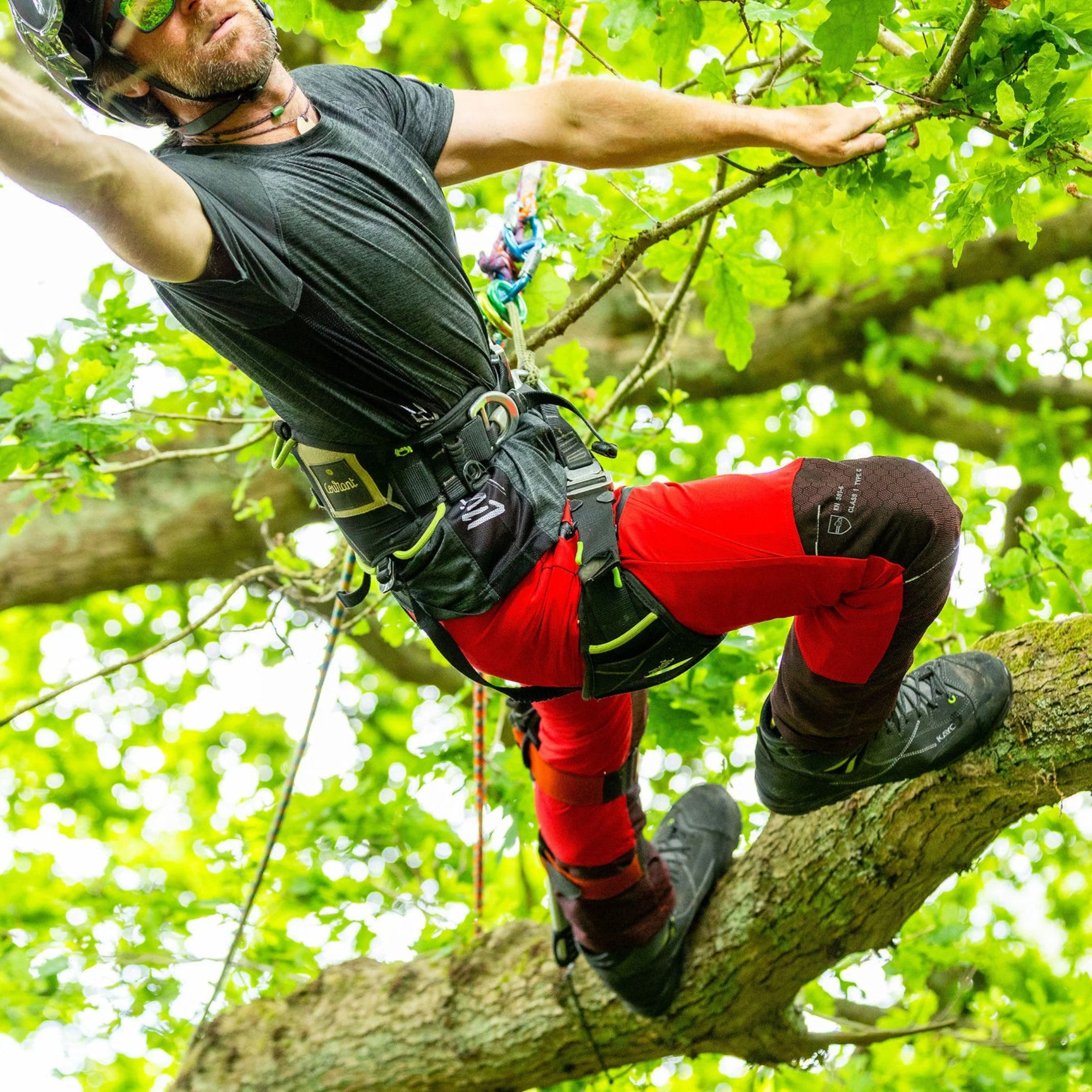 Freestyle Chainsaw Trousers Design A Class 1 - Red - AT4061 - Image 12