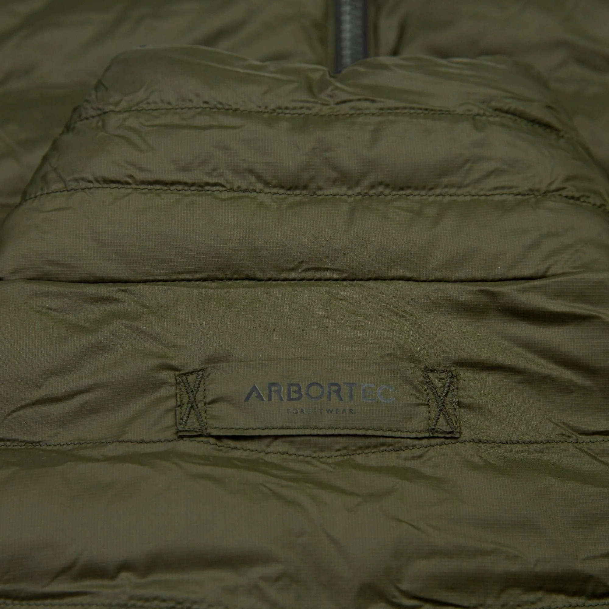 AT4600 - Reversible Puffer Jacket - Black/Olive - Image 10