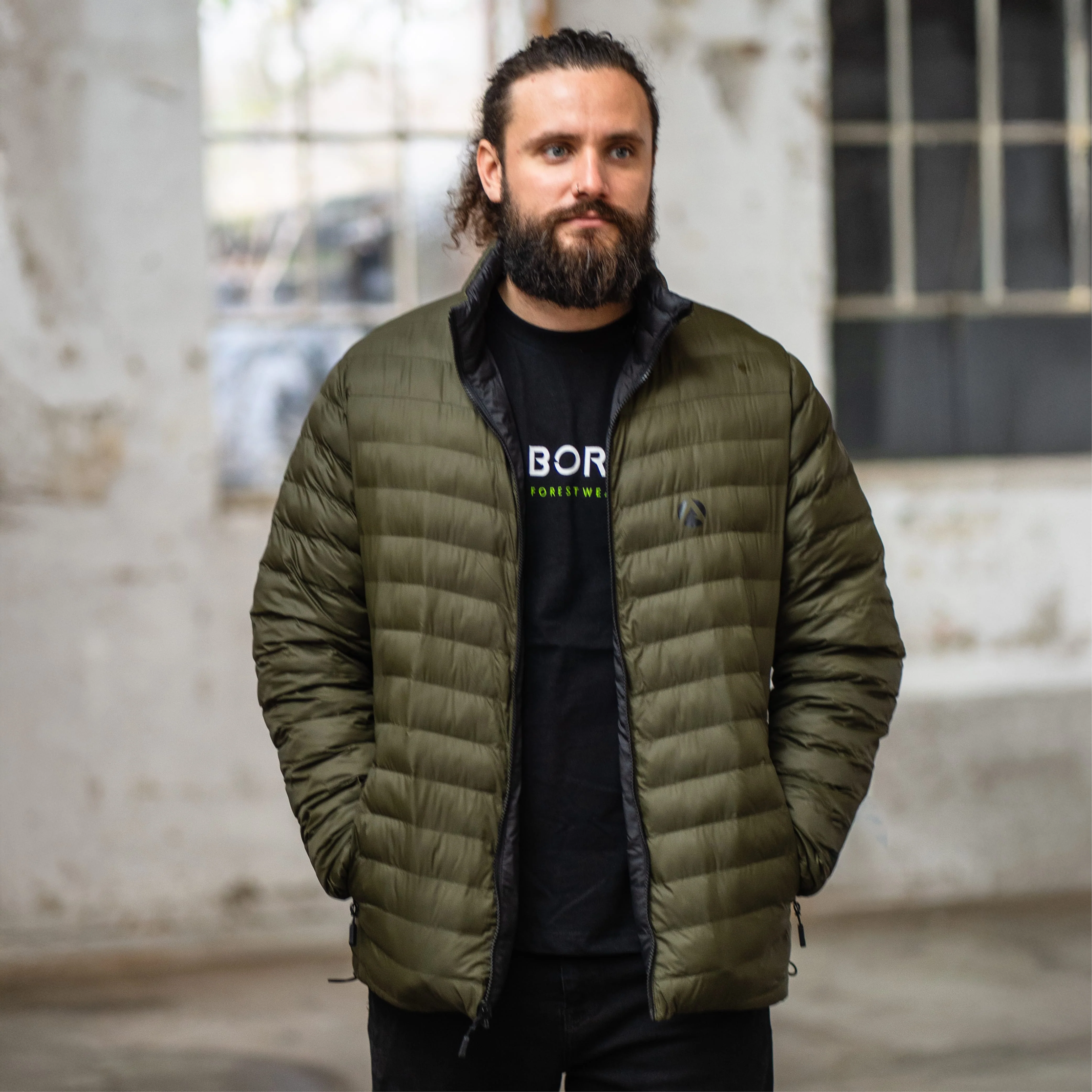 AT4600 - Reversible Puffer Jacket - Black/Olive - Image 16