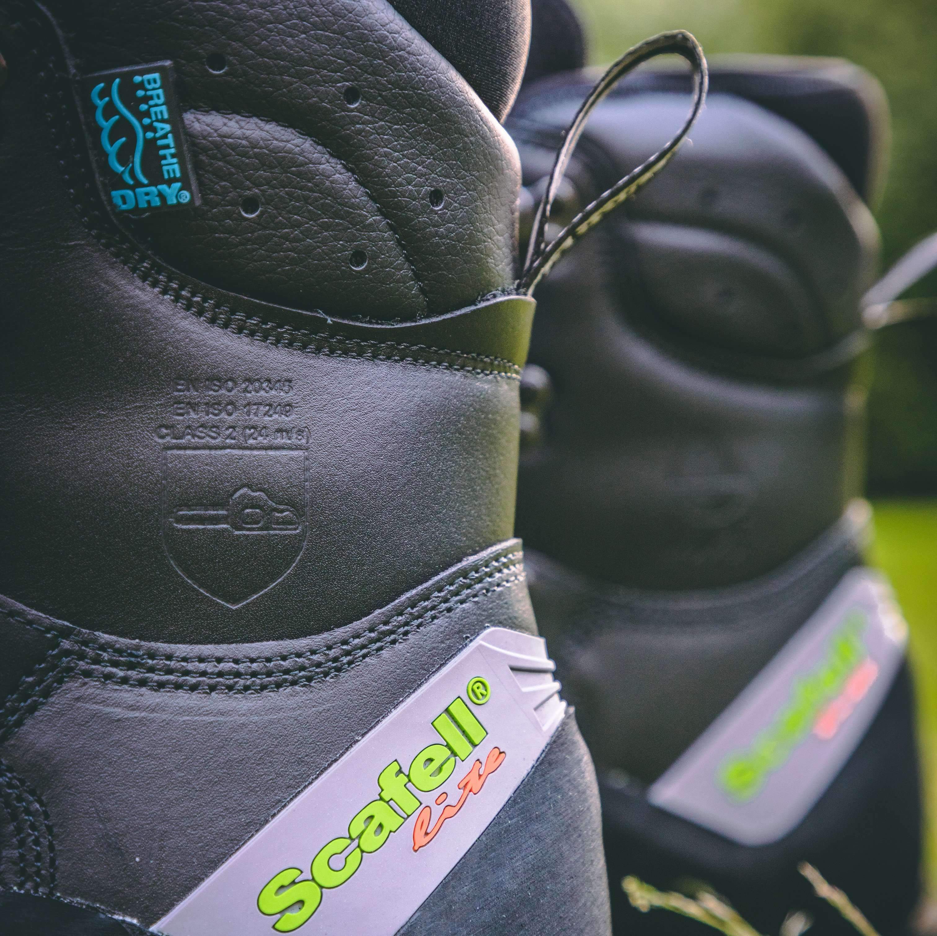AT33100 - Scafell Lite Class 2 Chainsaw Protection Boot  - Black - Image 12